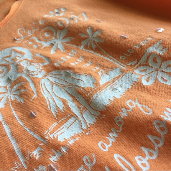 {OLD NAVY} Hula Girl Embellished Graphic Print Tee - Picture 3 of 8